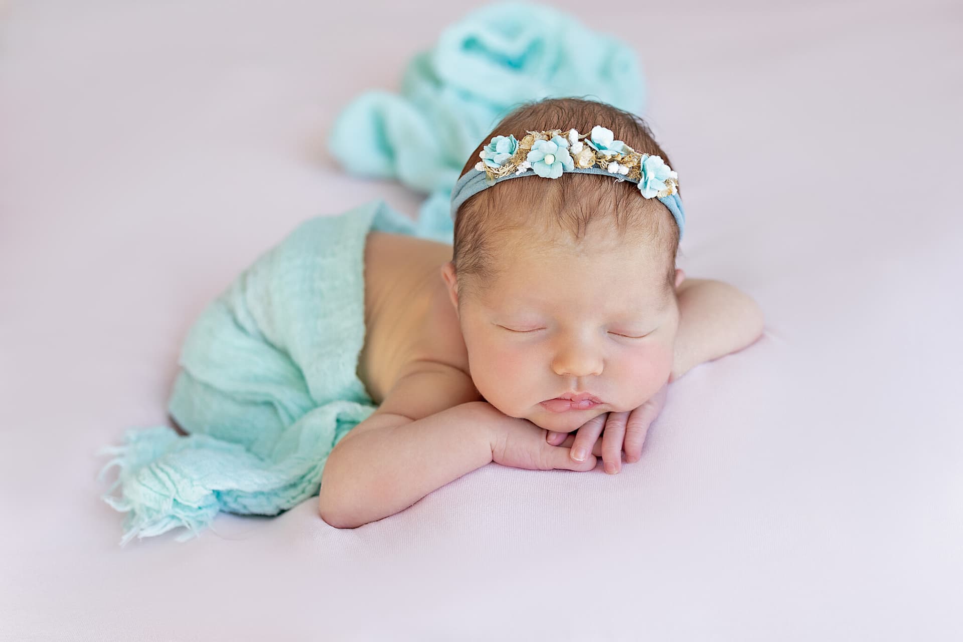 Newborn focení v Brně, miminko v prvních dnech života, Marcela Kramářová